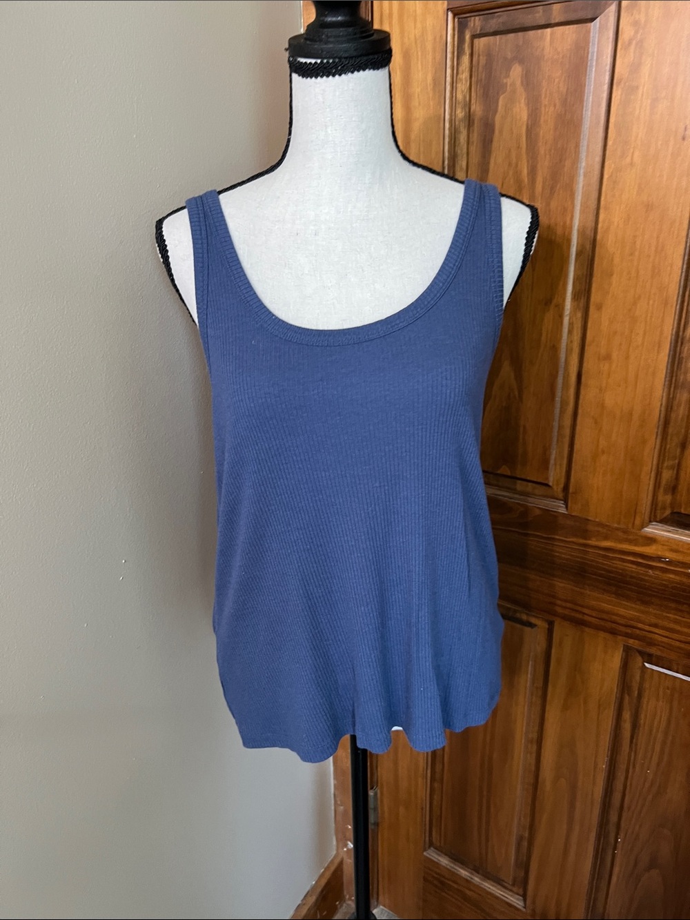 Jenni Navy Ribbed Scoop Tank